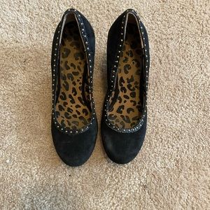 Black and gold studded wedges